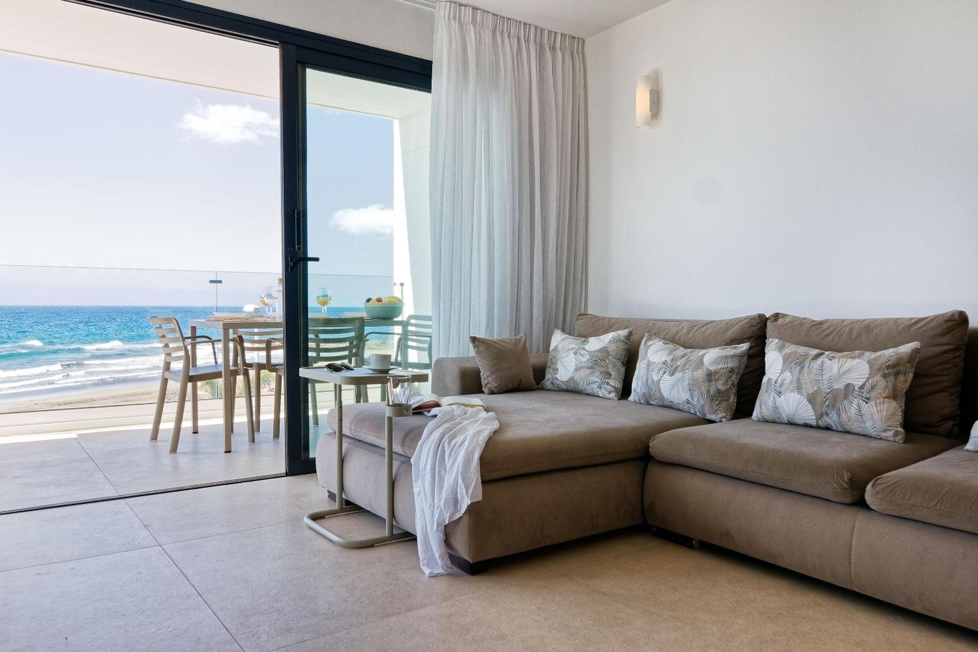 Amapola Moon - Calidad Y Disfrute En Primera Linea De Playa Apartamento